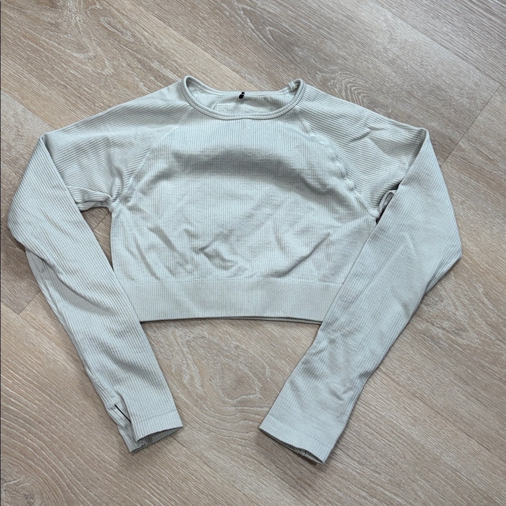 Pink Soda Sport Women's Medium Cropped Ribbed Cream Long Sleeve